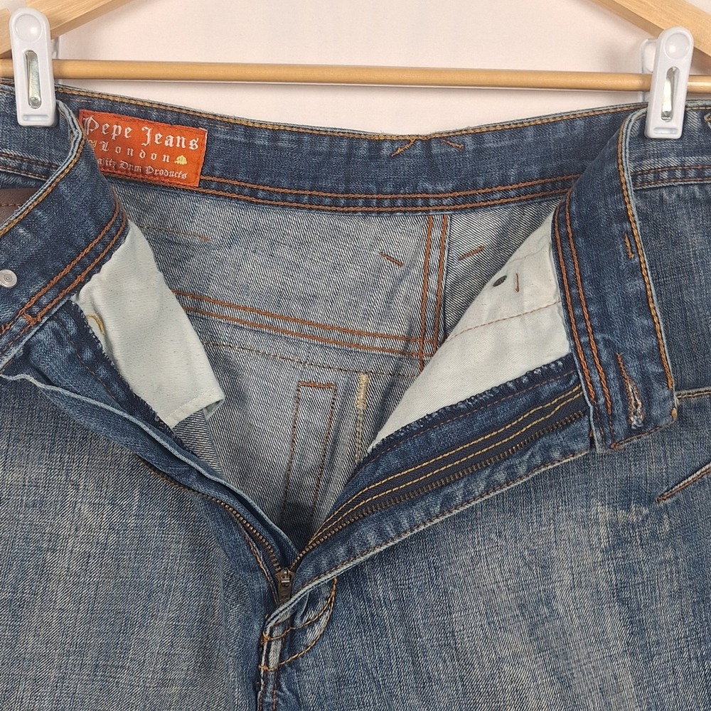 Pepe Jeans London Vintage Y2K Embroidered Dragon Tiger Denim Shorts Jorts Blue - Picture 5 of 16